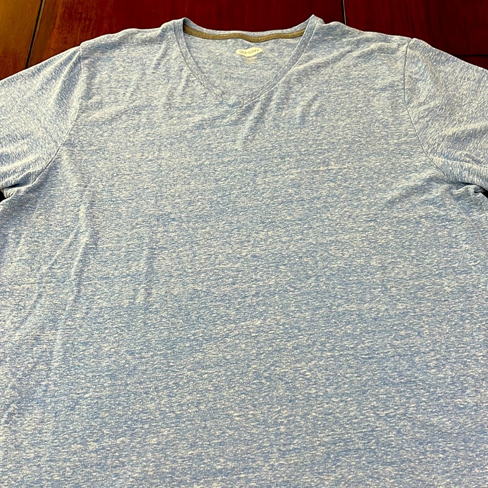 Old Navy Soft-Washed V-Neck T-Shirt for Men
